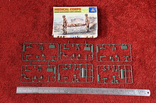 Italeri medical corps - corps,